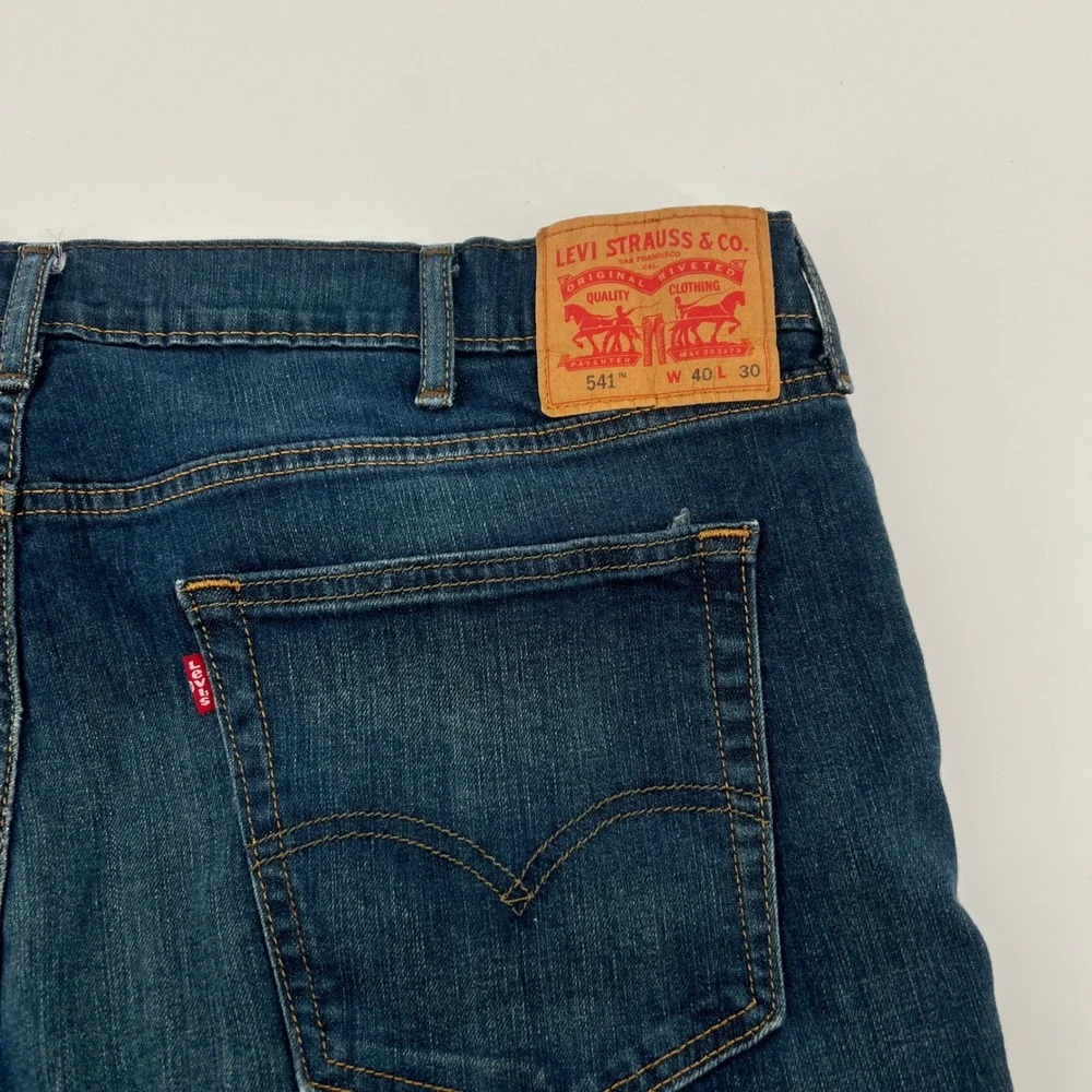 Levis 541 Athletic Taper Mens Jeans 40x30 Medium Wash‎ Blue Stretch 18181-0017
